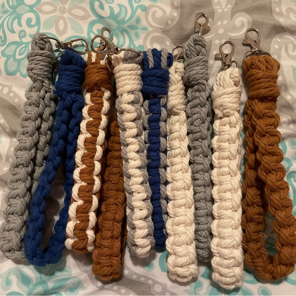 Custom Wrislet Keychains!!